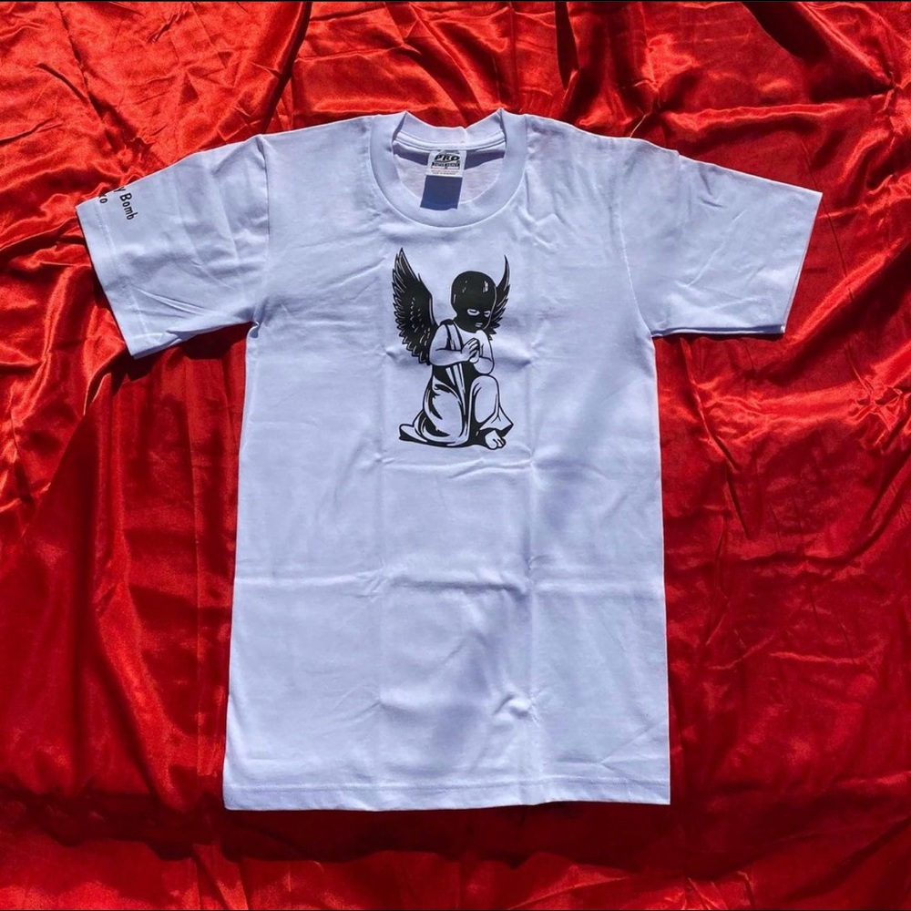 ✨ angel T shirt ✨
